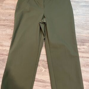 Ruby Rd. Women's Olive Capris